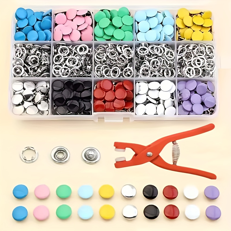 Snap Fastener Set - 100個入り カラフルメタルソーイングボタン ソリッドプライヤーツールセット プロングプレススタッド スナップファスナー 衣類やバッグの取り付け用